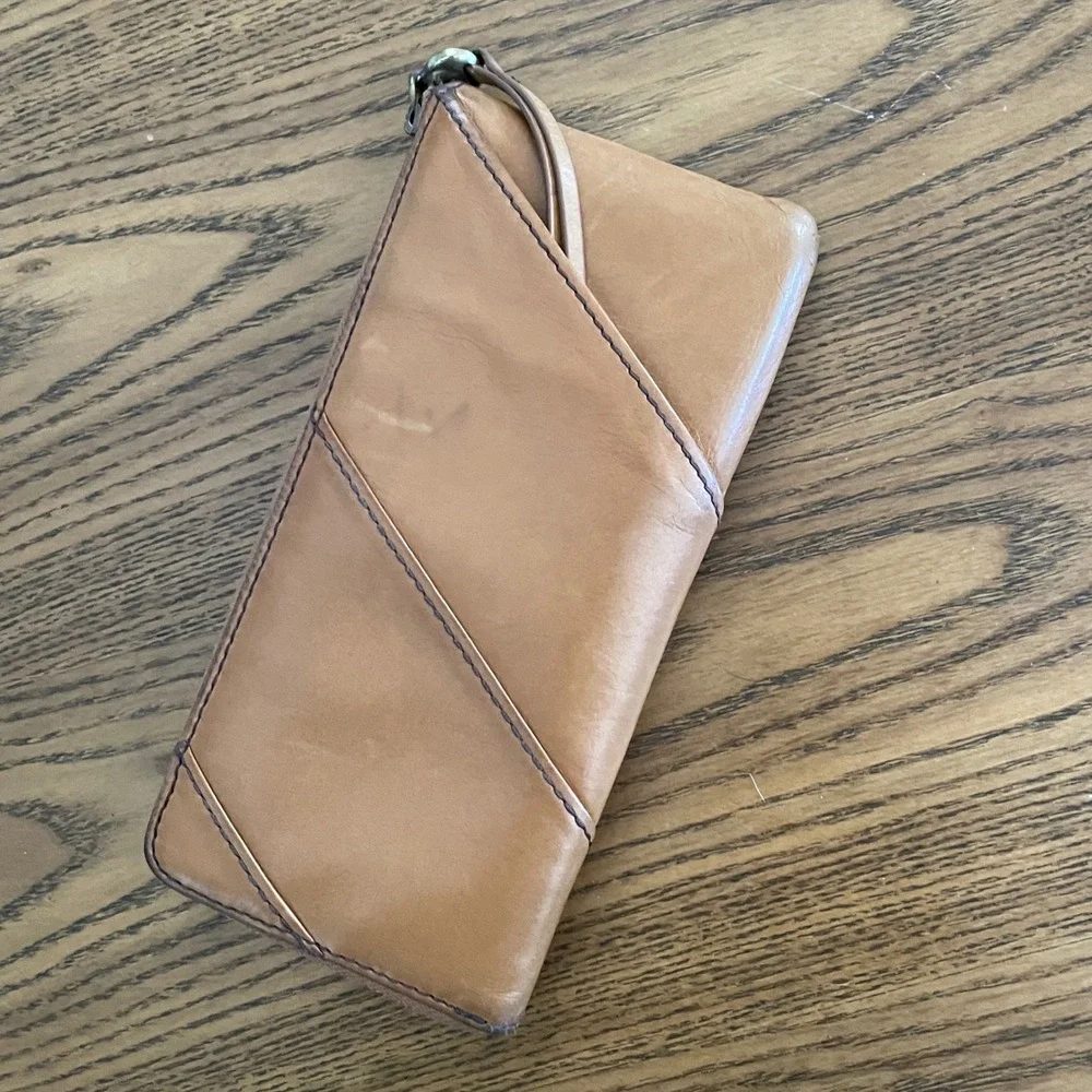Hobo International Rachel Tan Leather Zip Around Wristlet Wallet